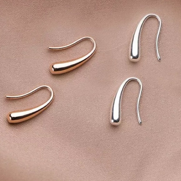 💧Insta sterling silver water drop small earrings - Picture 3 of 7